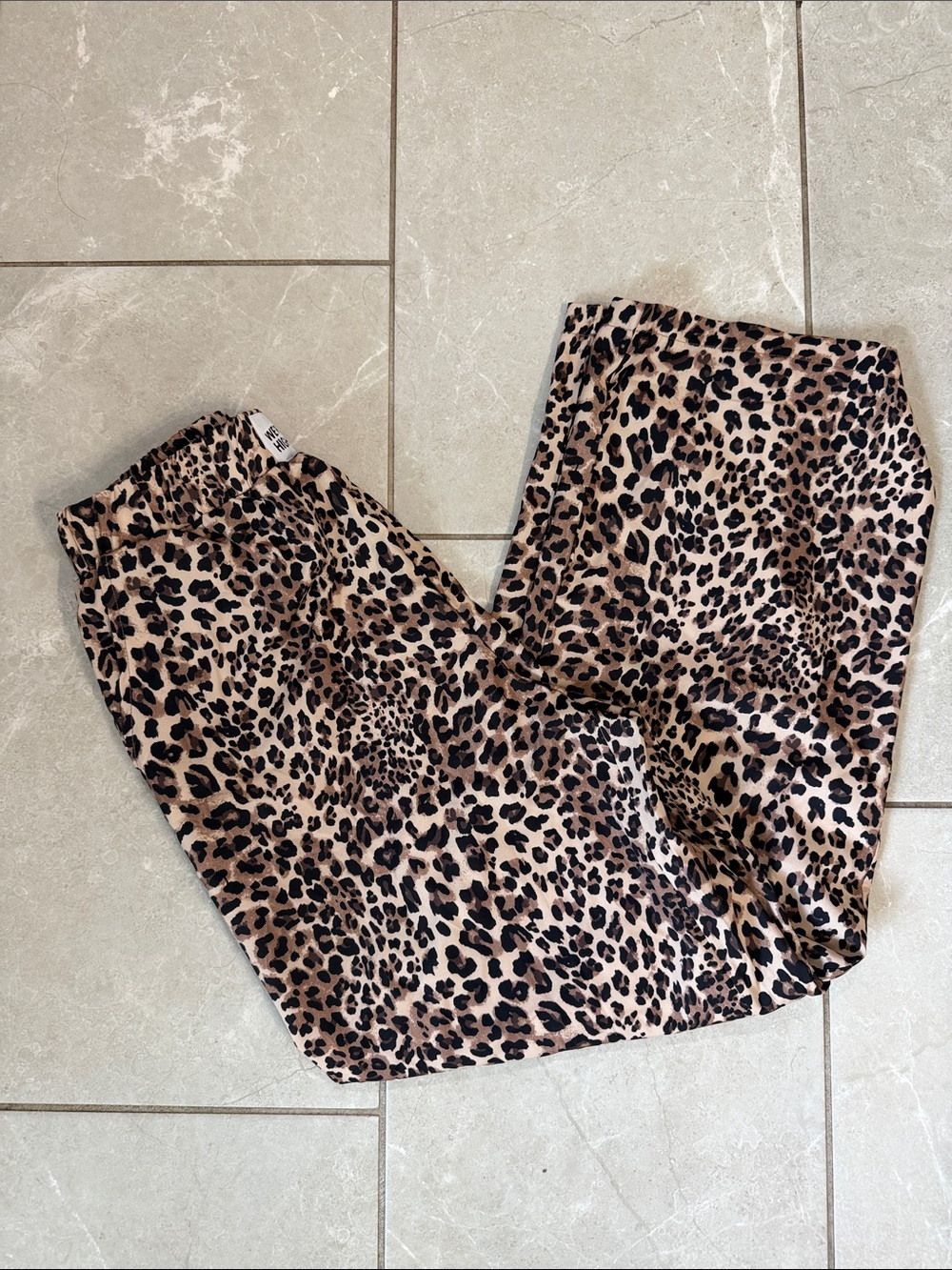 Women’s Leopard Print Bottoms - Brown NWOT silky